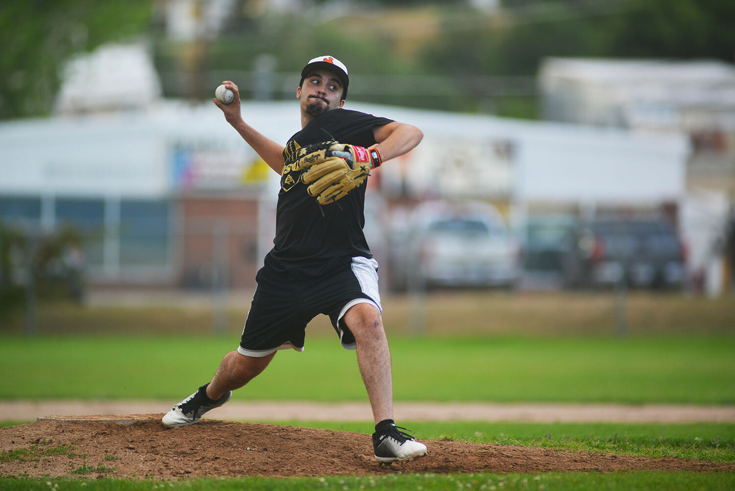 Alumni player Trenton Whipple looks to release his pitch